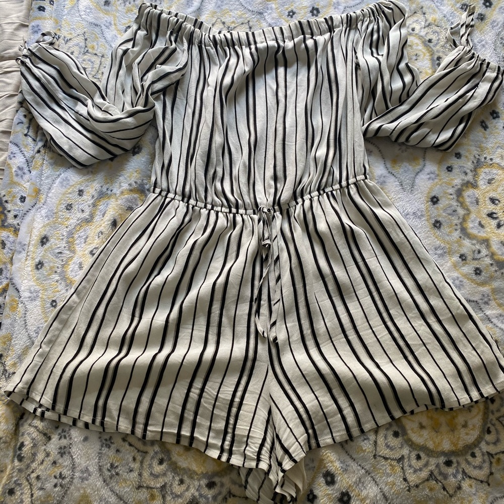 Kendall and Kylie black and white striped romper